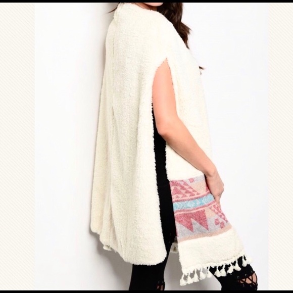 Hommage Trix Teddy Bear faux fur boho poncho - Picture 2 of 8